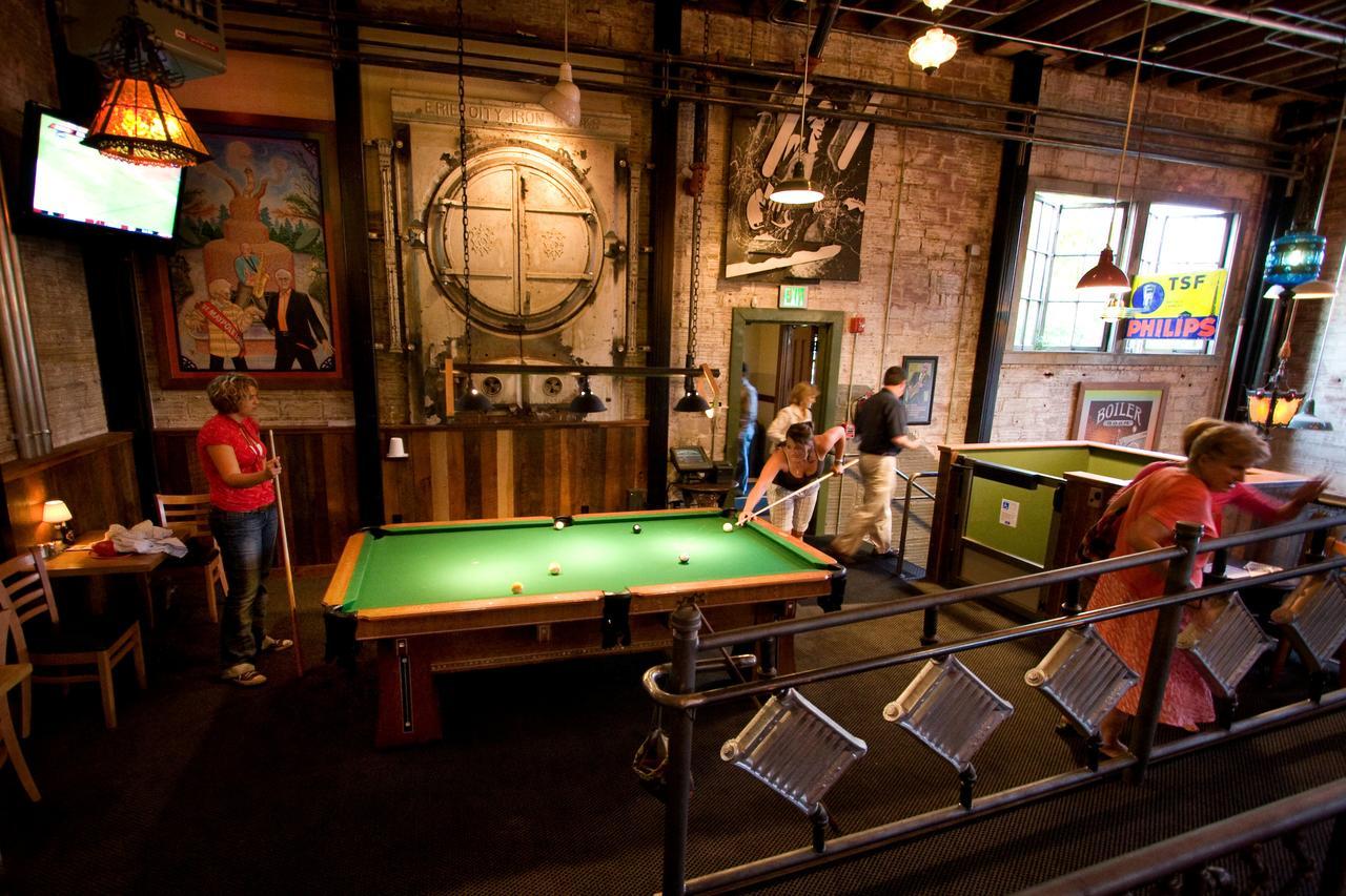 Mcmenamins Kennedy School Hotel Портланд Екстериор снимка
